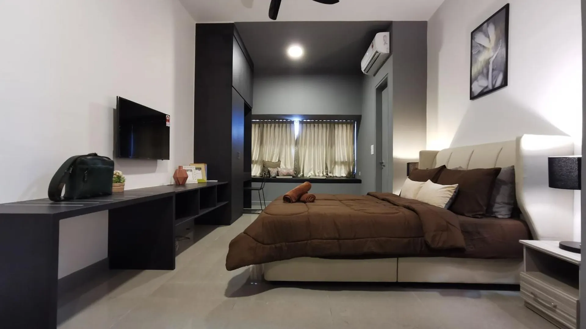 Attic Home Melaka Imperio Residence & Jonker 0*, Malacca